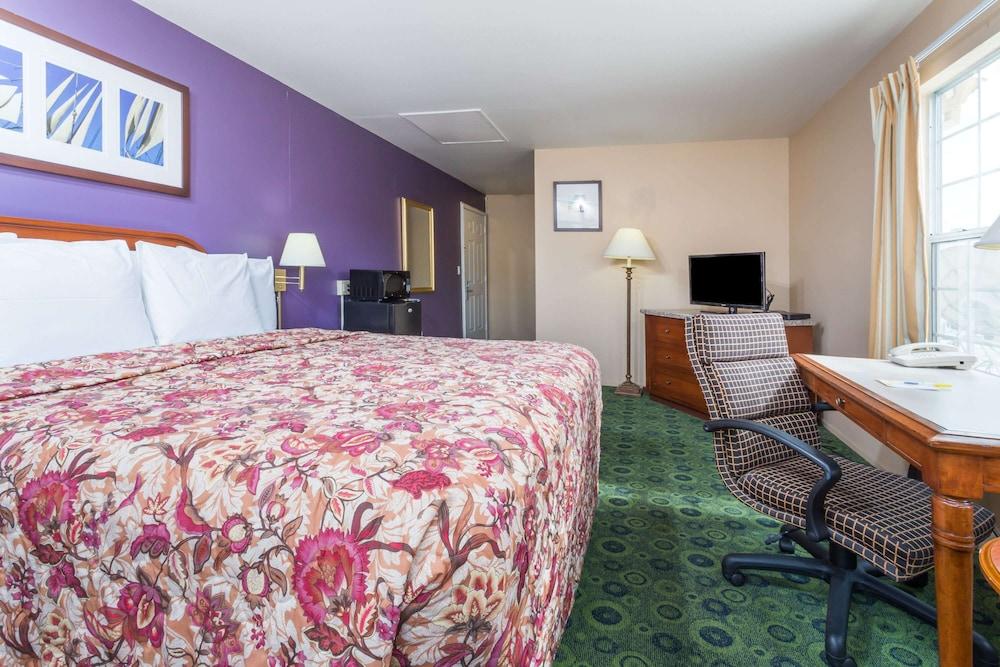 Days Inn By Wyndham Westley Экстерьер фото