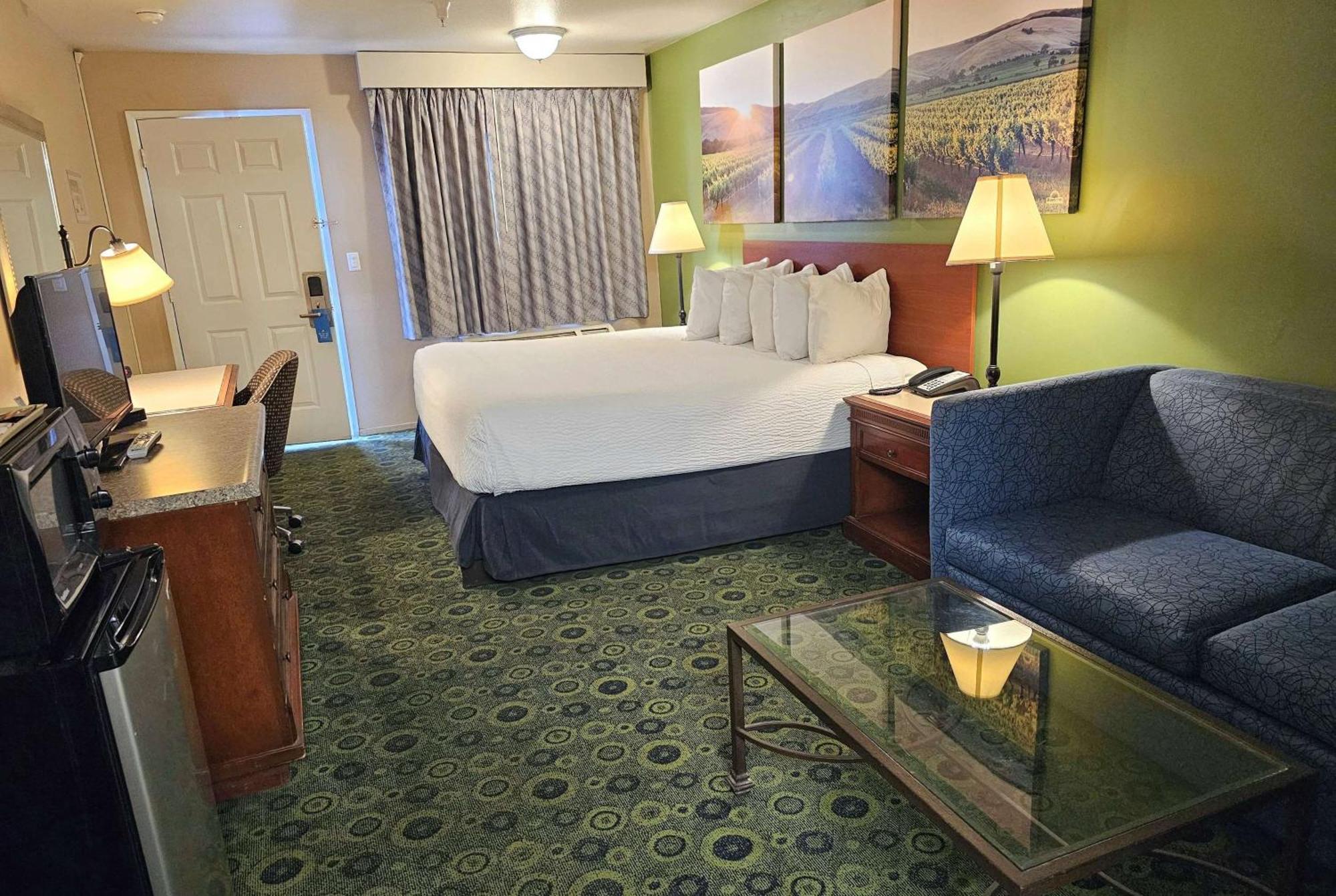 Days Inn By Wyndham Westley Экстерьер фото