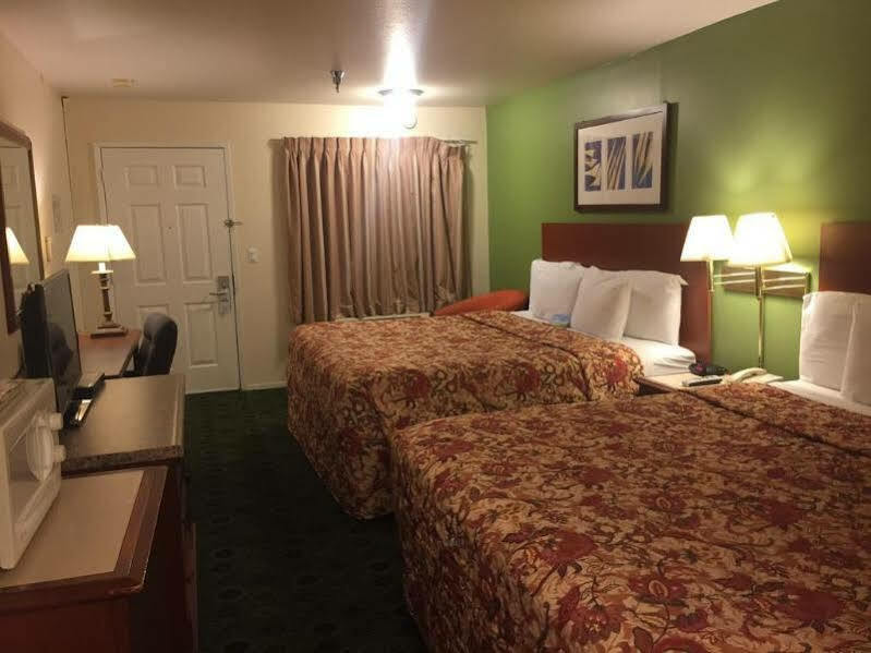 Days Inn By Wyndham Westley Экстерьер фото